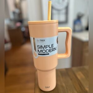 Simple Modern The Trek 40oz Tumbler - Peach - NEW